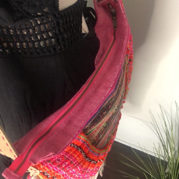 SOLD! NWOT! Thai Embrodered Hobo Crossbody Purse - Picture 9 of 13